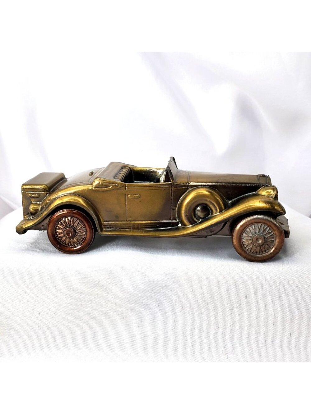 Vintage 1930 Cadillac Convertible Banthrico Metal Car Coin Bank 1974 Detroit